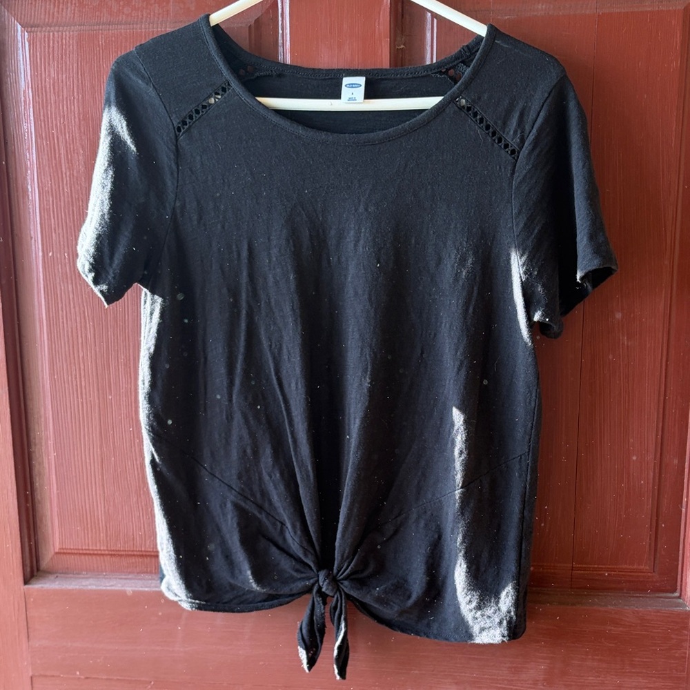 Old Navy Black Short Sleeve Tie Front Top